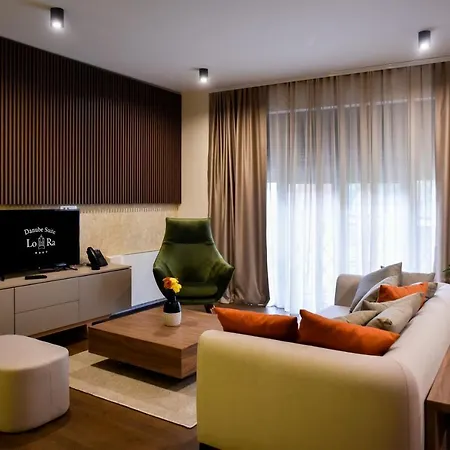 Lora Hotel 4*