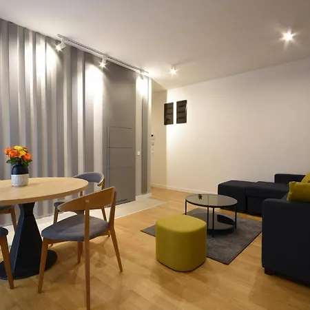 Hotel Lora Bělehrad